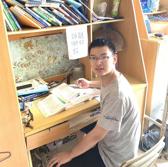 徐晓铖_副本.jpg