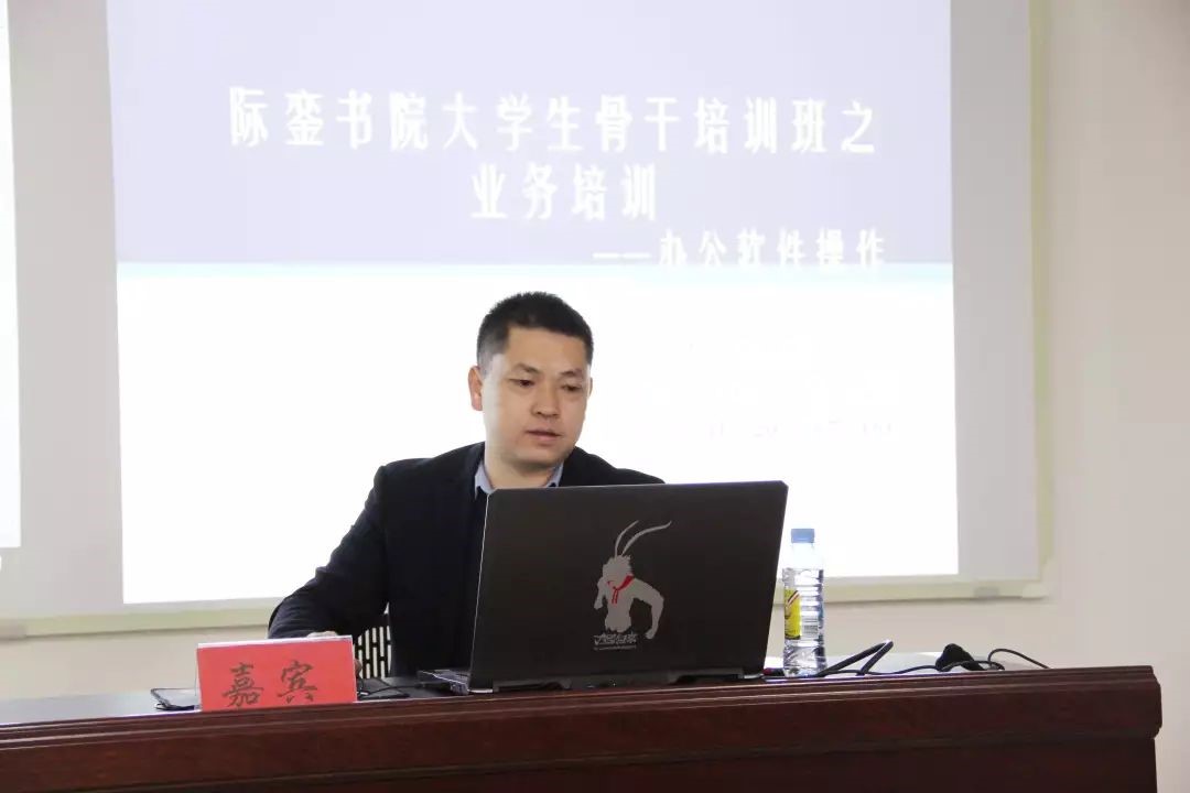 bb7581f3d14045bdbd442f96f5f15277.jpg